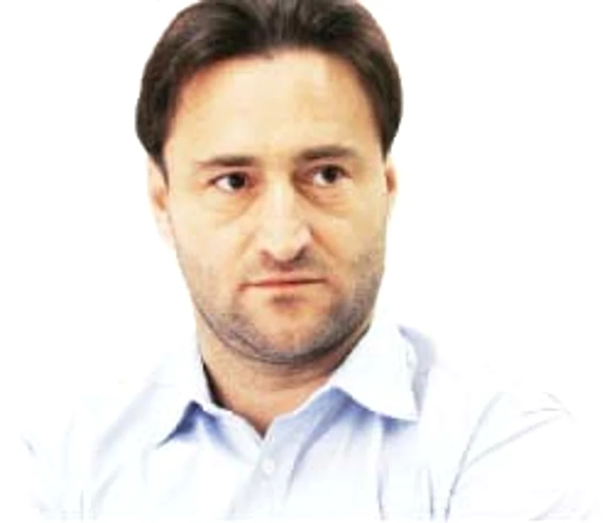 
    Nelu Nicolae  