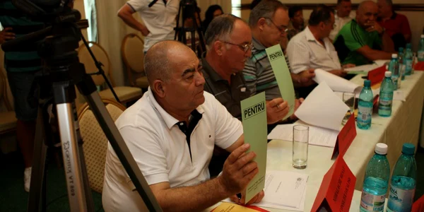 Edilii constănţeni, în şedinţă de Consiliu Local Municipal