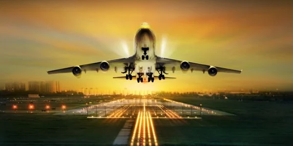 avion decolare shutterstock