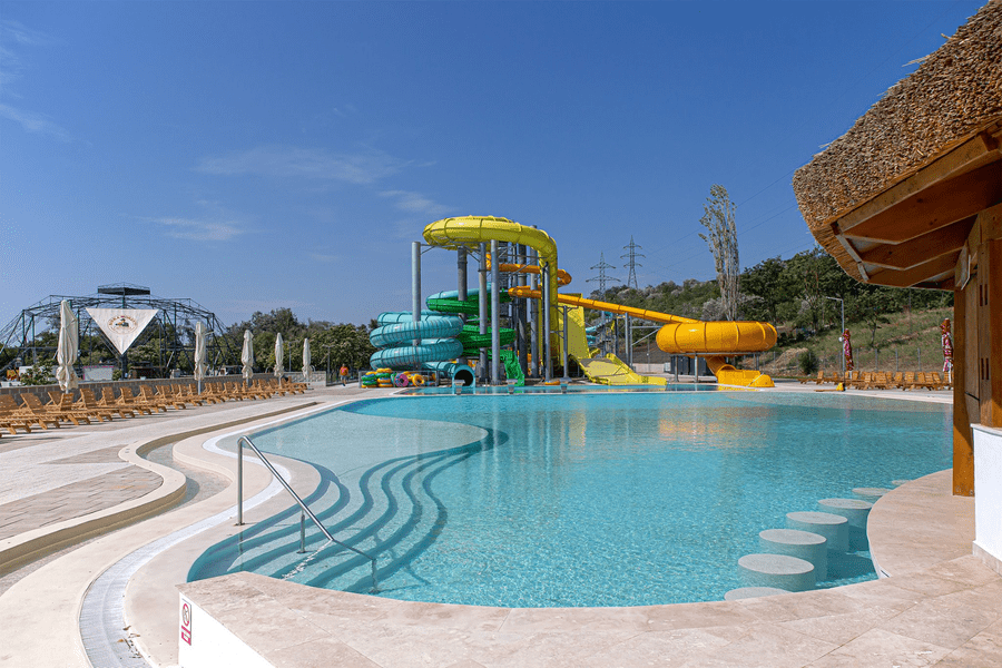 Cea mai mare și modernă plajă de pe malul Dunării se extinde: va mai avea încă două piscine 