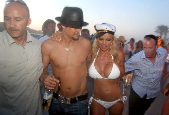 Pamela Anderson nuntă în bikini profimedia 0018711937 jpg