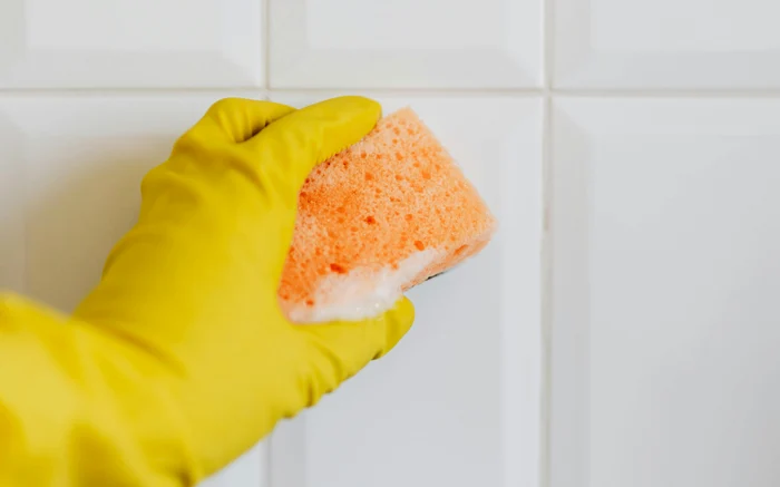 Faianța se poate curăța ușor / foto: Pexels