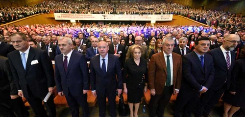 Dragnea - Dancila - Tariceanu la Congresul PSD FOTO Inquam / Alberto Groşescu