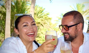 Artista a sărbătorit în vacanță și 17 ani de când ea și soțul ei, Cătălin Măruță, au spus “Da” la Starea Civilă
