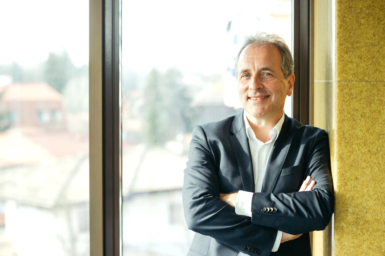 Banca Santander a devenit acționar majoritar al platformei fintech Ebury