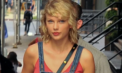 Taylor Swift Stepping Out In NYC jpeg