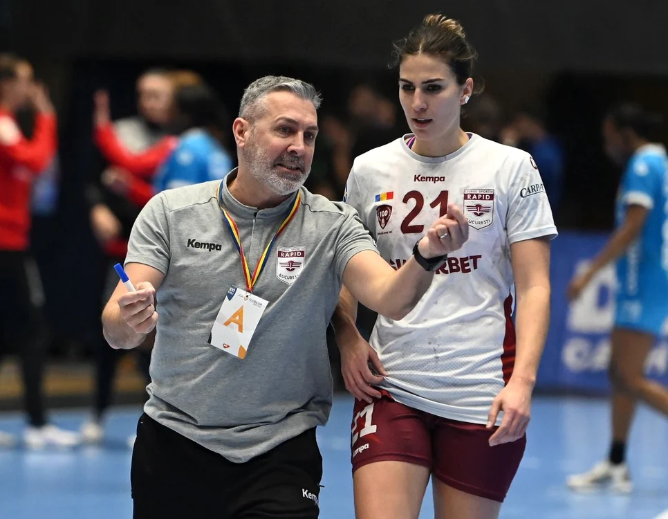 Carlos Viver a luat o nou-promovată și a dus-o la titlul de campioană (FOTO: Sportpictures)