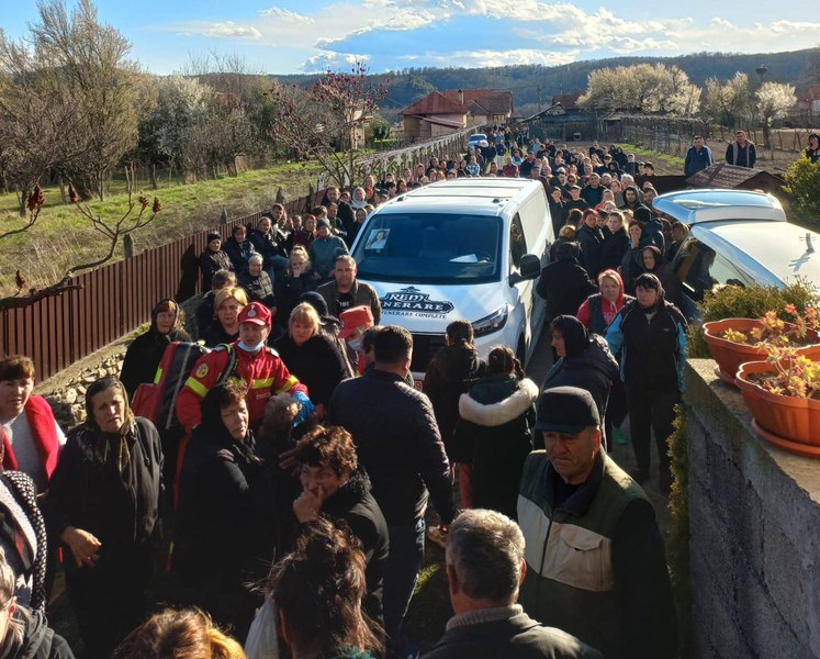 Studenta la Medicină ucisă cu sălbăticie, adusă acasă. Tatăl a avut o presimțire: ce i-a spus fata ultima dată