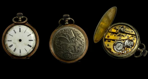 Ceas de buzunar descoperit printre lucrurile unuia dintre pasagerii de pe Titanic (© Henry Aldridge & Son Ltd)