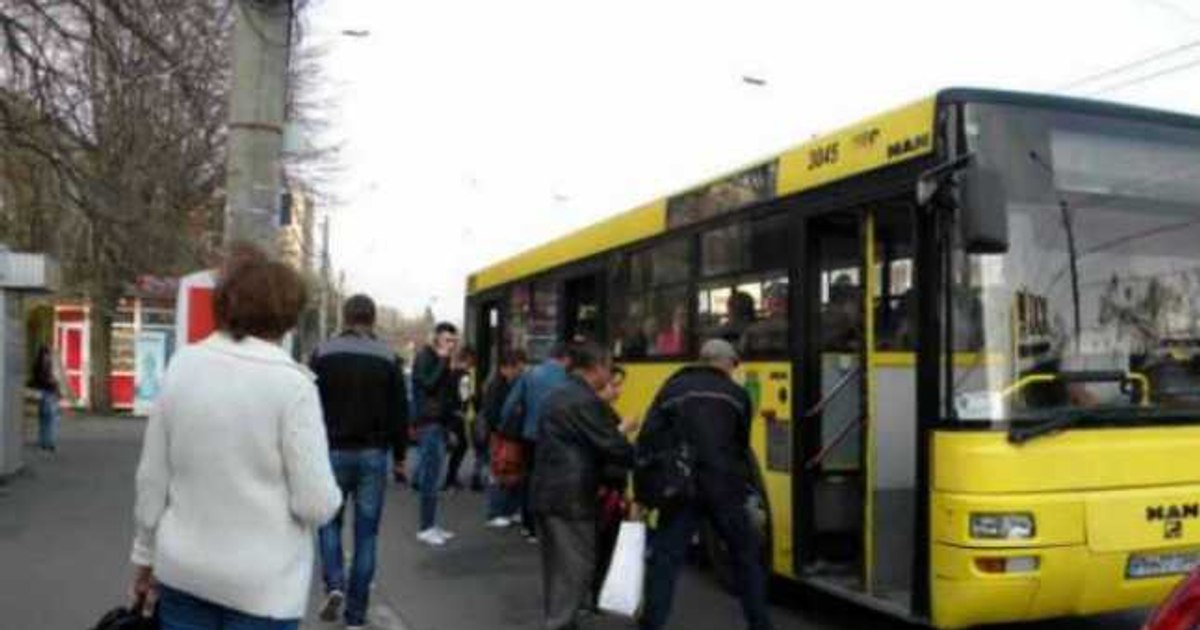 Directorul din Ploiești le interzice angajaților să participe la înmormântări