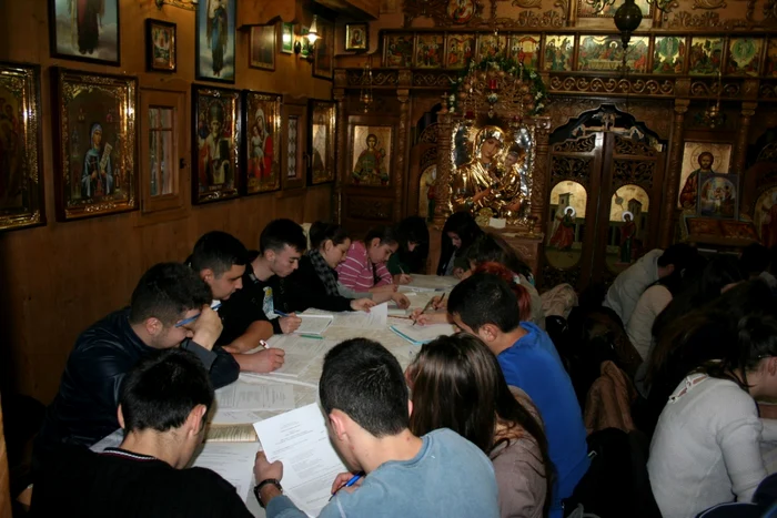 Elevii se pregătesc pentru Bacalaureat FOTO: Ştefan Borcea