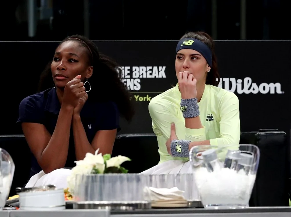Venus Williams si Sorana Cirstea FOTO AFP