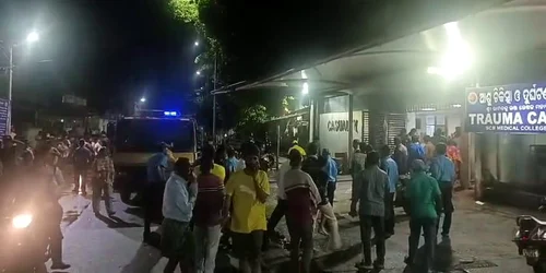 incendiu india spital x jpg