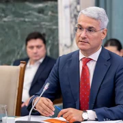 Dragoș Pîslaru Foto Dragoș Pîslaru Facebook jpg