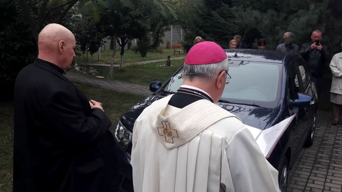 Loganul cu care a circulat Papa Francisc a ajuns la Timişoara FOTO Ştefan Both