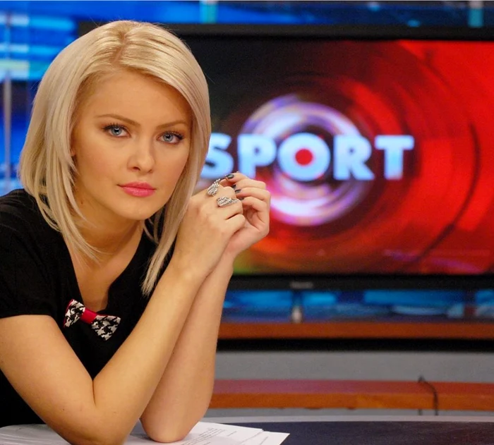 Cristina Dochianu, acum 11 ani, când era prezentatoarea știrilor sportive la Observator