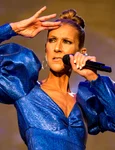 Celine Dion pe scenă foto Shutterstock jpg