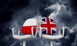 scaune în culorile drapelului polonia Marea Britanie FOTO shutterstock jpg