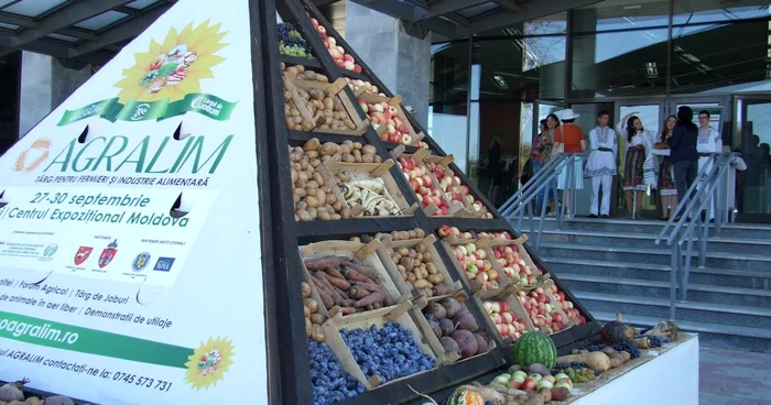 Târgul de la Centrul Expoziţional "Moldova"