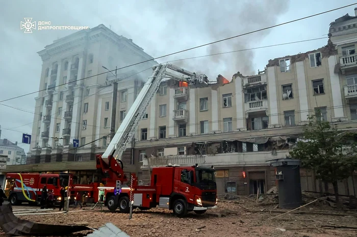 Atac rusesc cu rachete asupra Dnipro FOTO EPA-EFE