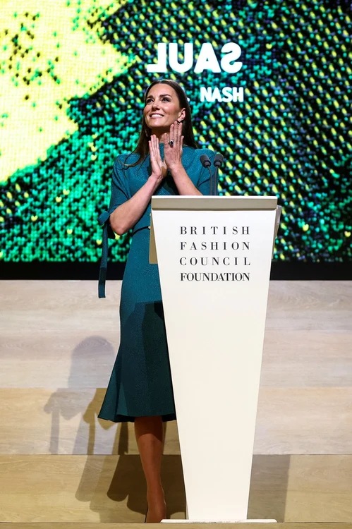 Kate Middleton în verde OK Mag (3) jpg