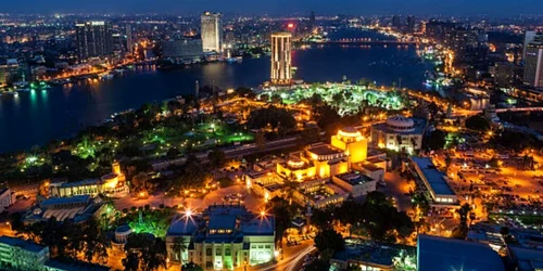 1 1  Egipt puncte de interes Orasul Cairo noaptea 1024x683 jpg