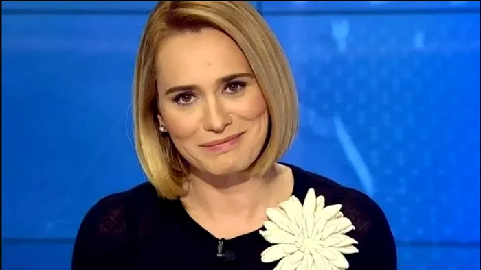 Andreea Esca, mai asumată ca niciodată, cu ridurile la vedere!