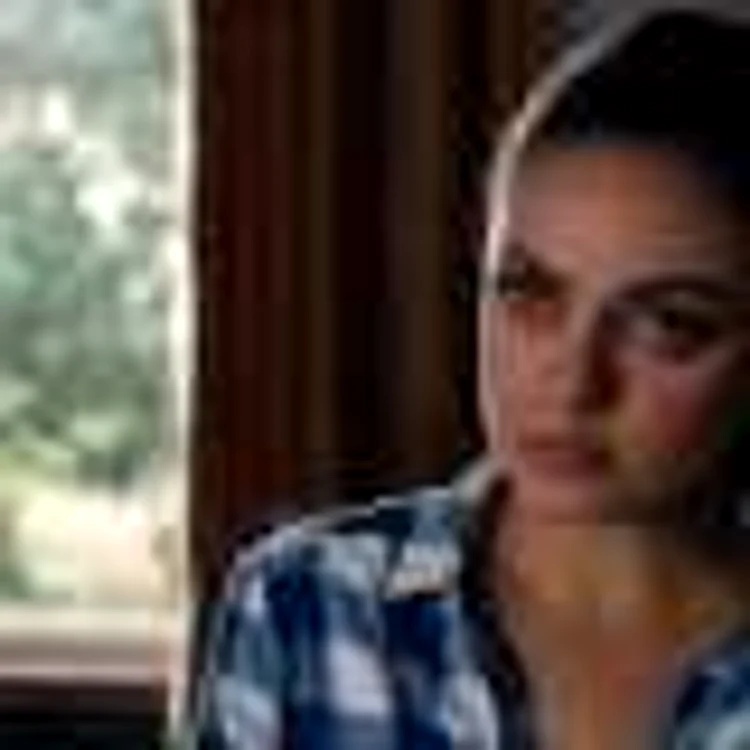 Jupiter Jones (Mila
Kunis), aici încă o simplă pământeancă