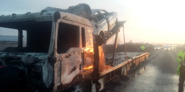 Trailer incendiat pe A1 FOTO ISU Giurgiu