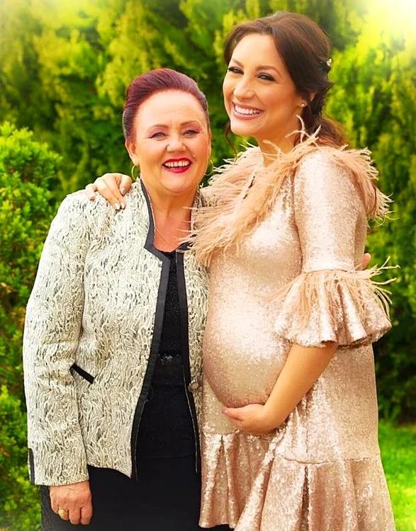 Mama lui Cătălin Măruţă a împlinit 61 de anifoto: arhiva personală