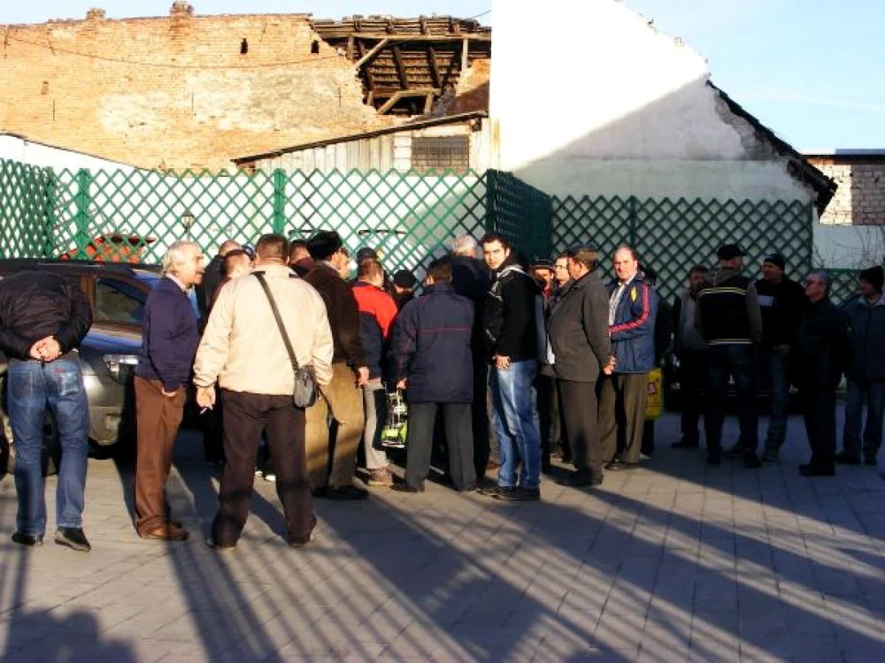 Reduceri salariale pentru angajaţii de la HIDROSERV Porţile de Fier FOTO Corina Macavei