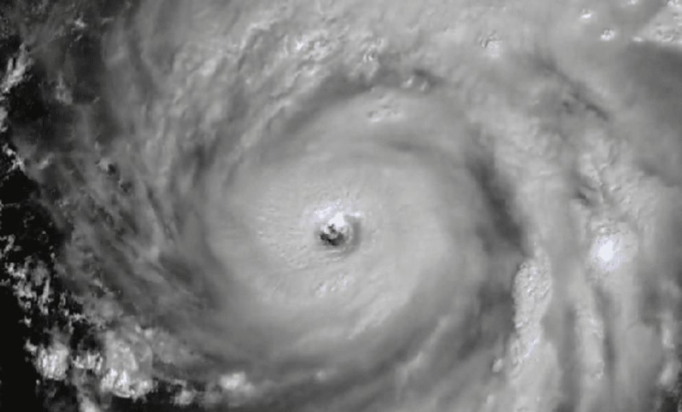 Uraganul Ian a lovit Florida, cu rafale de vânt și inundații catastrofale. 2 milioane de oameni se află în calea lui VIDEO