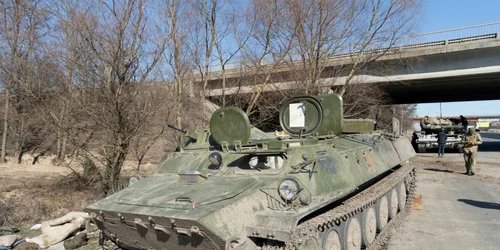 Tancuri rusesti capturate de armata ucrainiana in Brovari Ucraina FOTO Profimedia