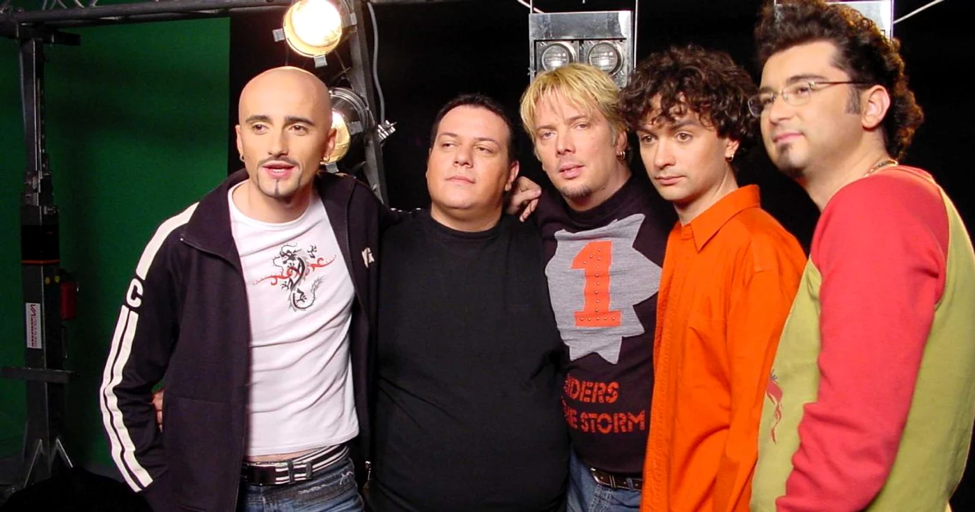 Voltaj va face show la Braşov. FOTOAdevărul.