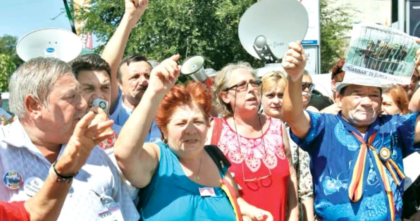 Protestatarii USL au sfidat canicula