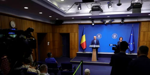 Ilie Bolojan susține o conferință de presă despre al doilea pachet de măsuri fiscale și reforme. FOTO Inquam Photos / Octav Ganea
