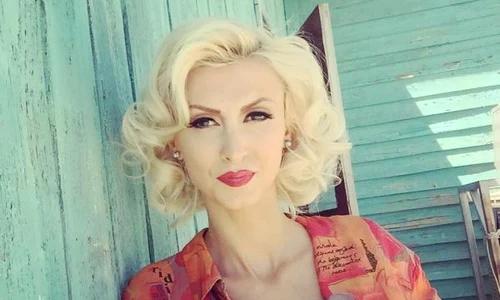 andreea balan jpeg