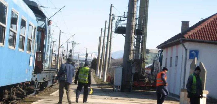 Călătorii trebuie să fie atenţi la orarul trenurilor din această perioadă