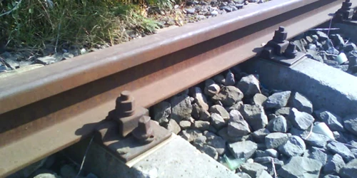 Şina de cale  ferată s-a fisurat din cauza frigului 