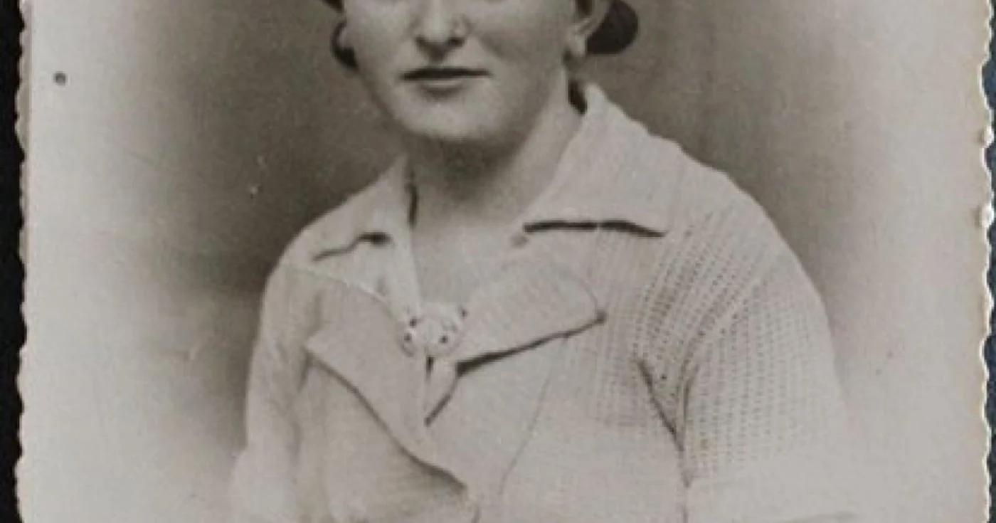dora dumitru arhiva personala