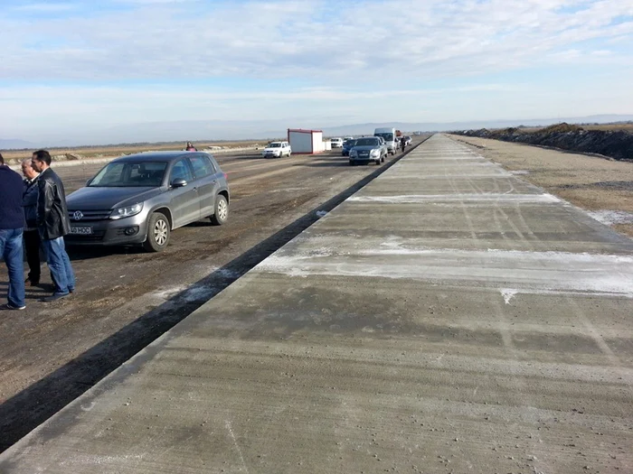 Pista aeropotului va fi finalizată în această lună. FOTOArhivă.