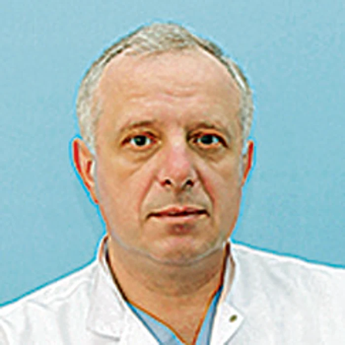 Dr. Vitalie Stan, directorul  Spitalului de Arşi, şi chirurgii  Cristina Isac şi Nicolae Antohi,  au fost arestaţi pentru luare de mită şi decontare ilegală a operaţiilor