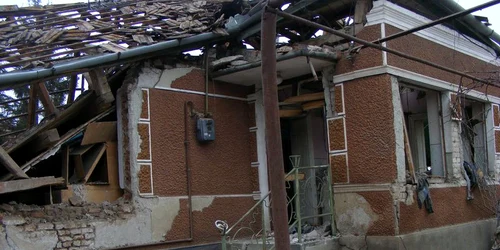 Casa a fost dărâmată de explozie