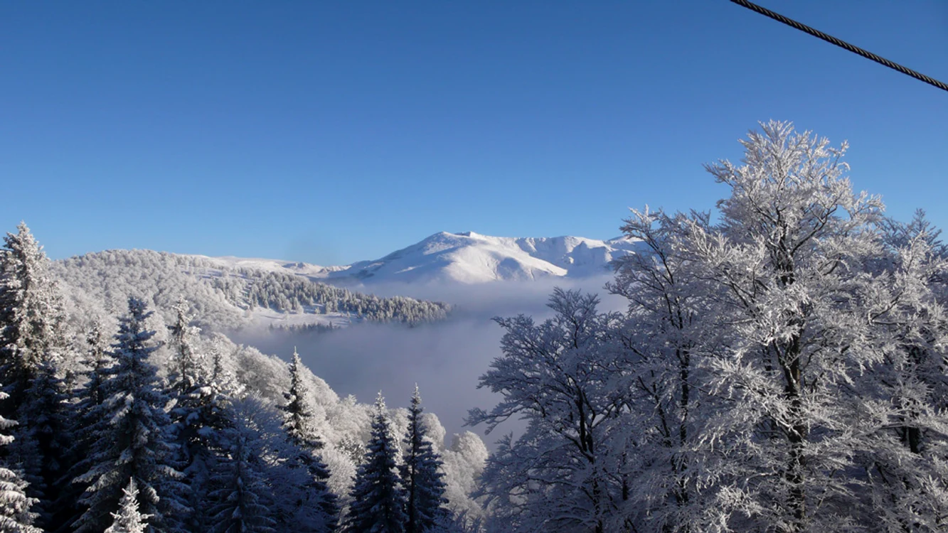 Muntele Mic văzut din telescaun