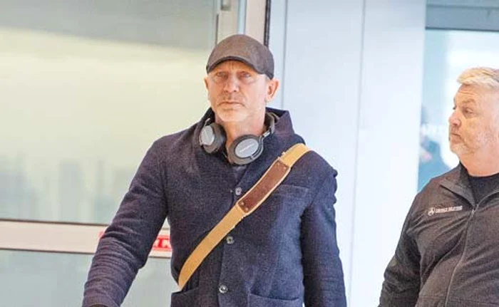 29 martie 2019, Norvegia. Un figurant trăgea cu mitraliera pe platoul de filmare din Norvegia