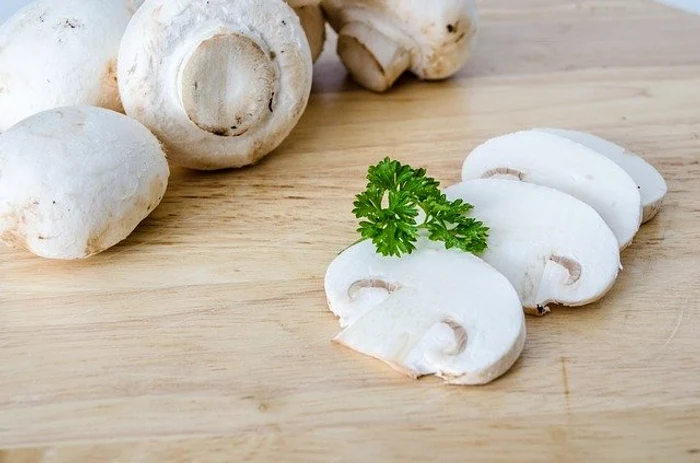 Ciupercile sunt o sursă de proteine și trebuie a fi consumate mai ales de vegetarienifoto: pixabay.com