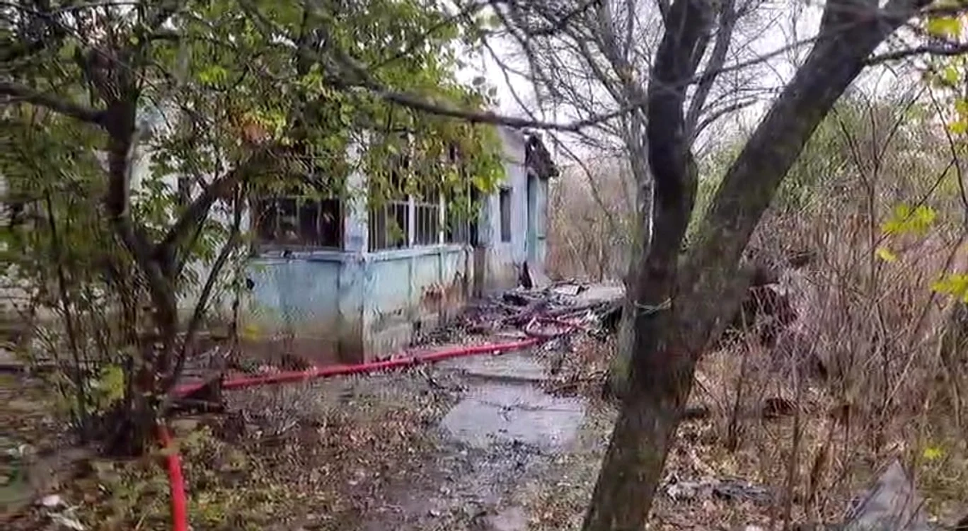 Casa a fost distrusă în urma incendiului FOTo: captura video/martor
