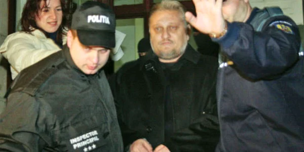 Corneliu Iacobov a fost arestat preventiv timp de două luni şi jumătate în anul 2005 