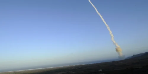 Test balistic la baza aeriana Vandenberg FOTO US Air Force