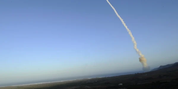 Test balistic la baza aeriana Vandenberg FOTO US Air Force